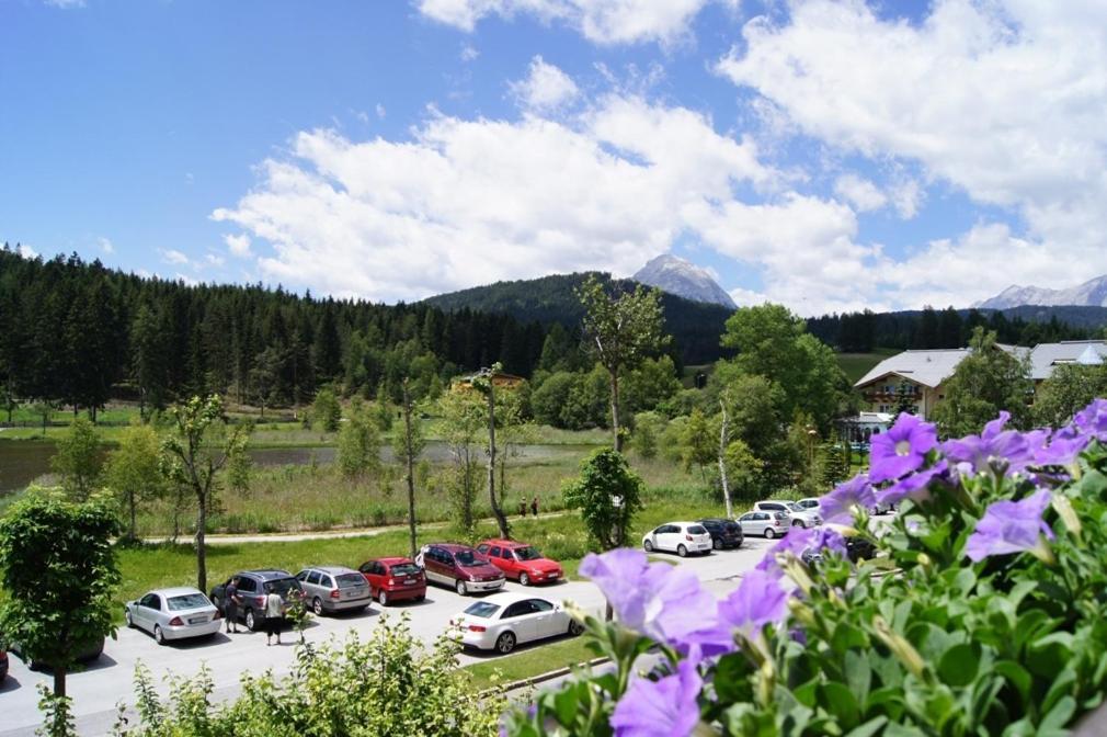 Hotel Cristallago Seefeld in Tirol Zimmer foto
